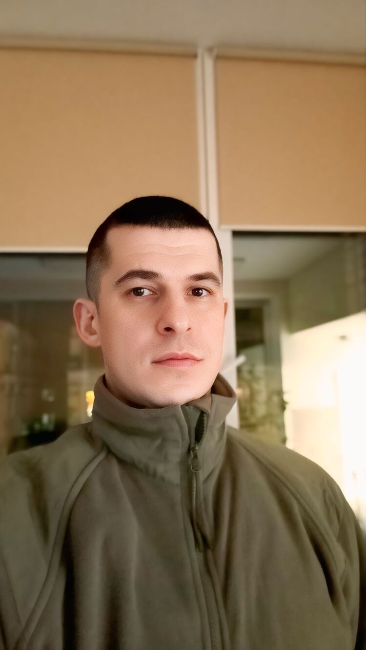  54078922  , 32 ,    -