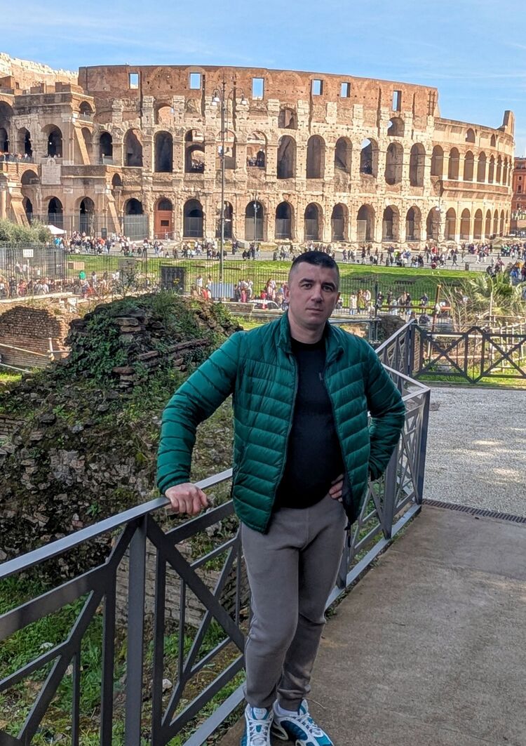  ,   Pavel, 37 ,   ,   , c , 