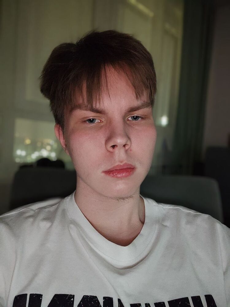  49605792  , 19 ,    
