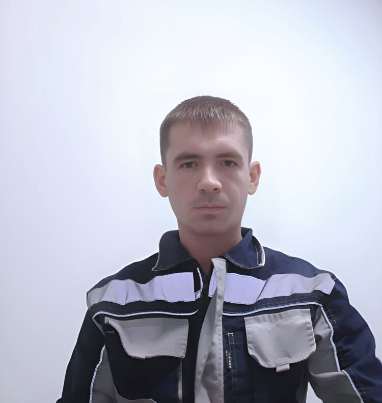  52943812  Igor, 33 ,    