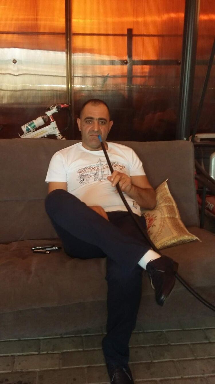  ,   Rubeu, 47 ,   ,   