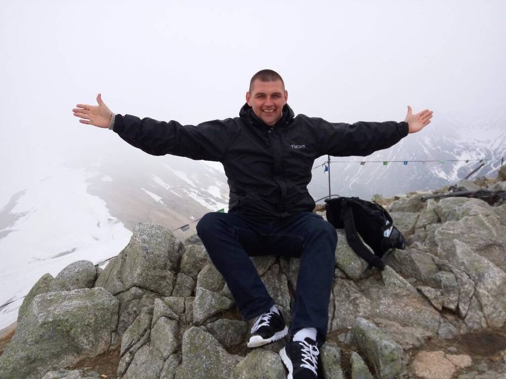  7693492  Dmitrij, 41 ,    Praha
