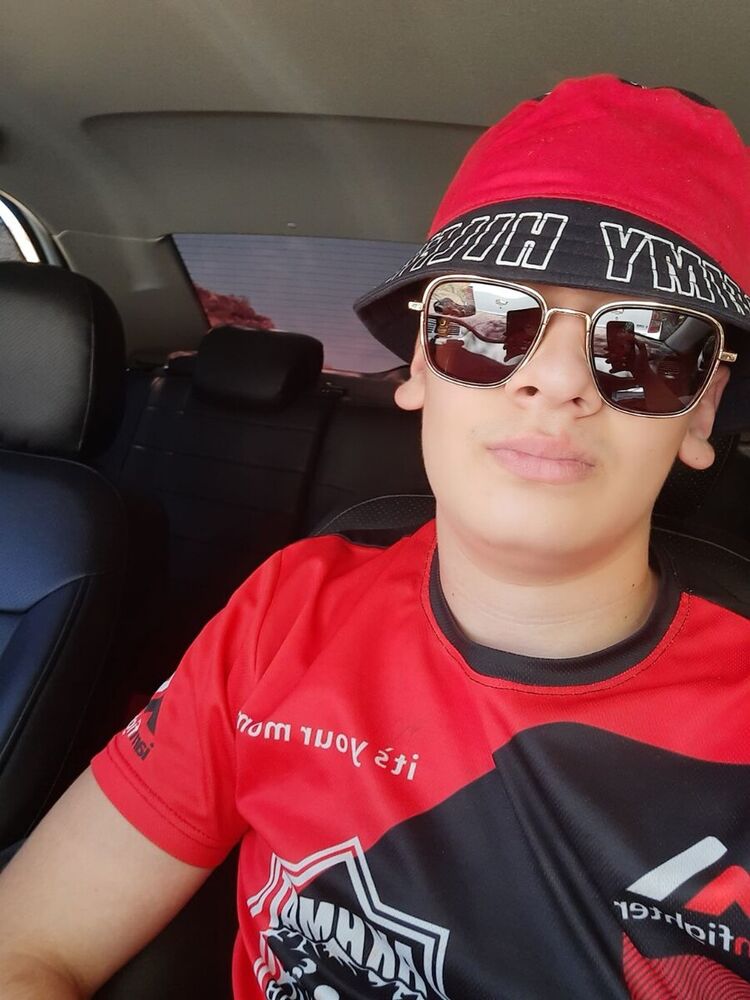  ,   Laziz, 27 ,   ,   , c 