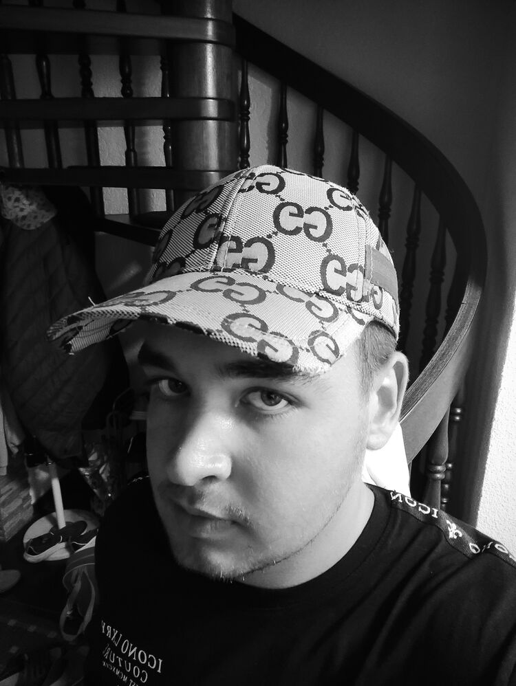  53456782  , 18 ,    Saarlouis