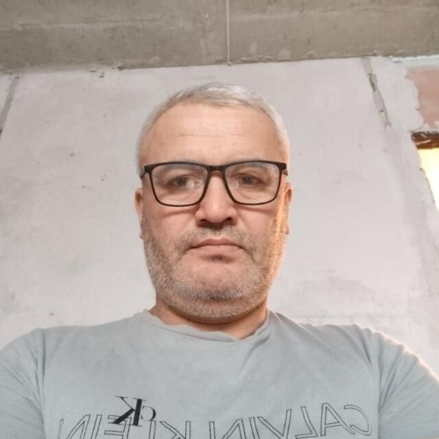  44066702  , 51 ,    
