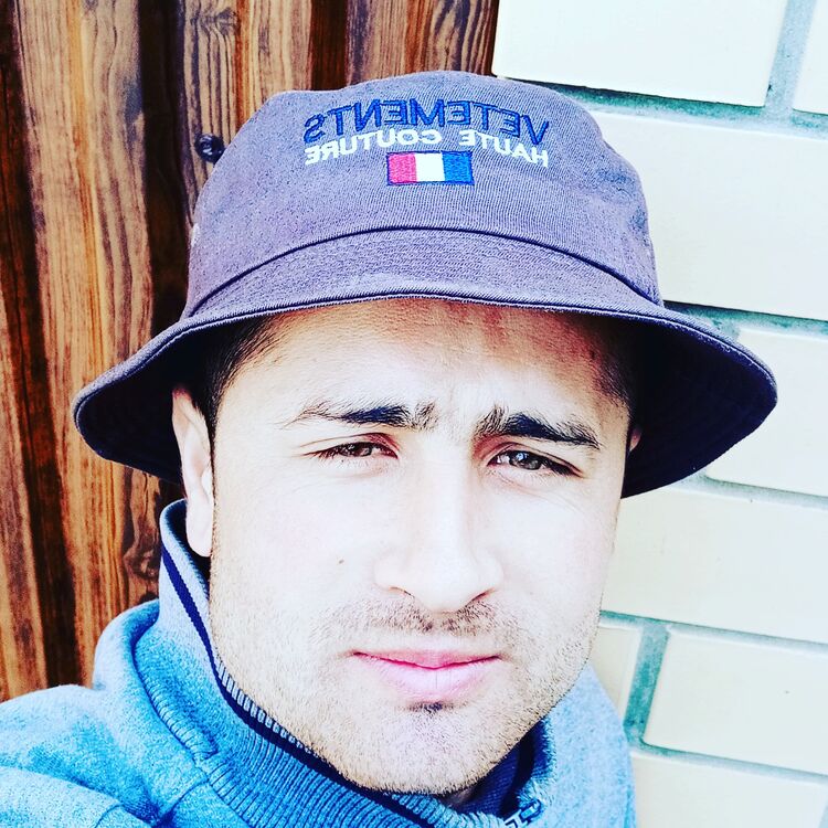  31646012  Maruf, 28 ,     