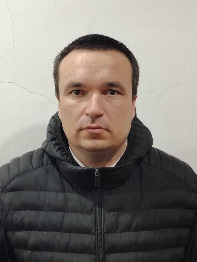  ,   Nonames, 37 ,   ,   , c 