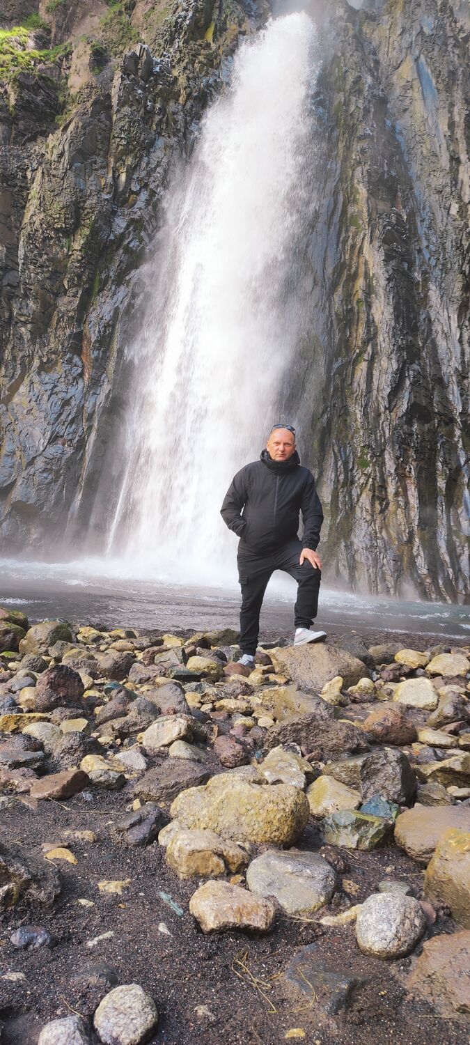  43639422  Serg, 44 ,    