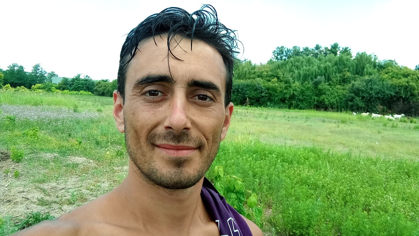  ,   Vale, 35 ,     , c 