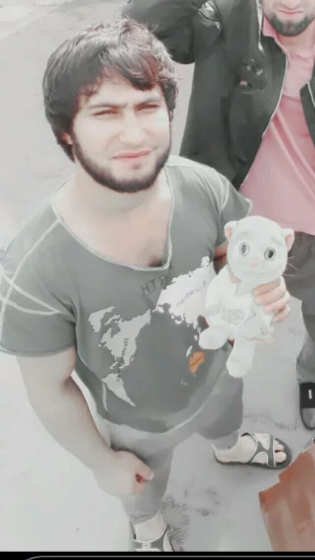  ,   ALi, 32 ,   ,   
