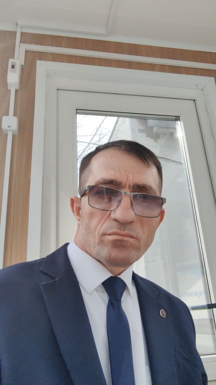  ,   Murad, 53 ,   ,   