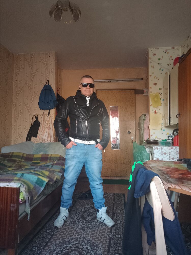  46796262  , 57 ,    