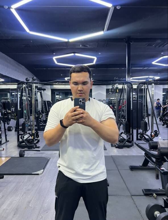  53262462  Ismoil, 28 ,    