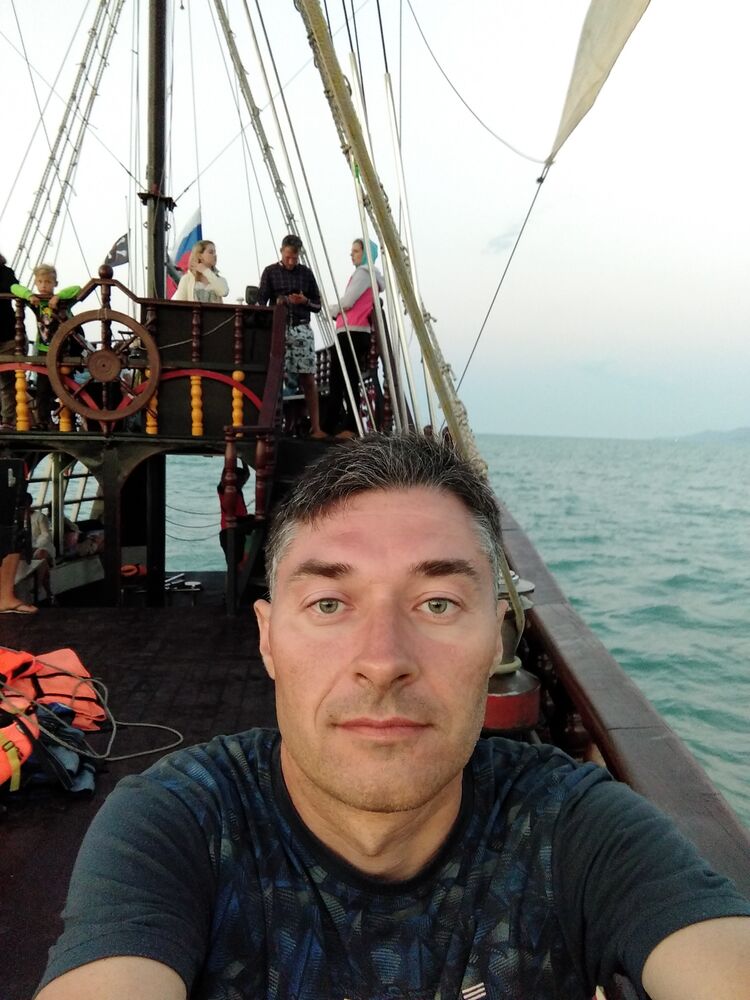  ,    , 44 ,   ,   