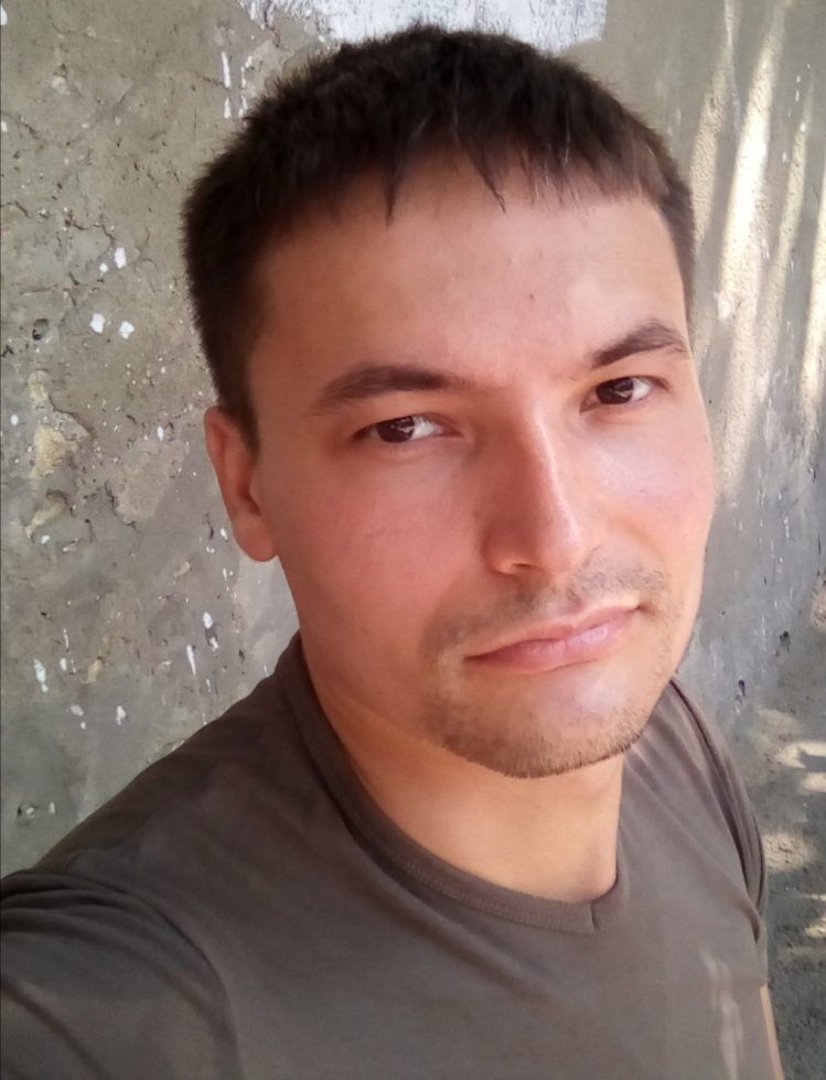  24083402  , 40 ,    