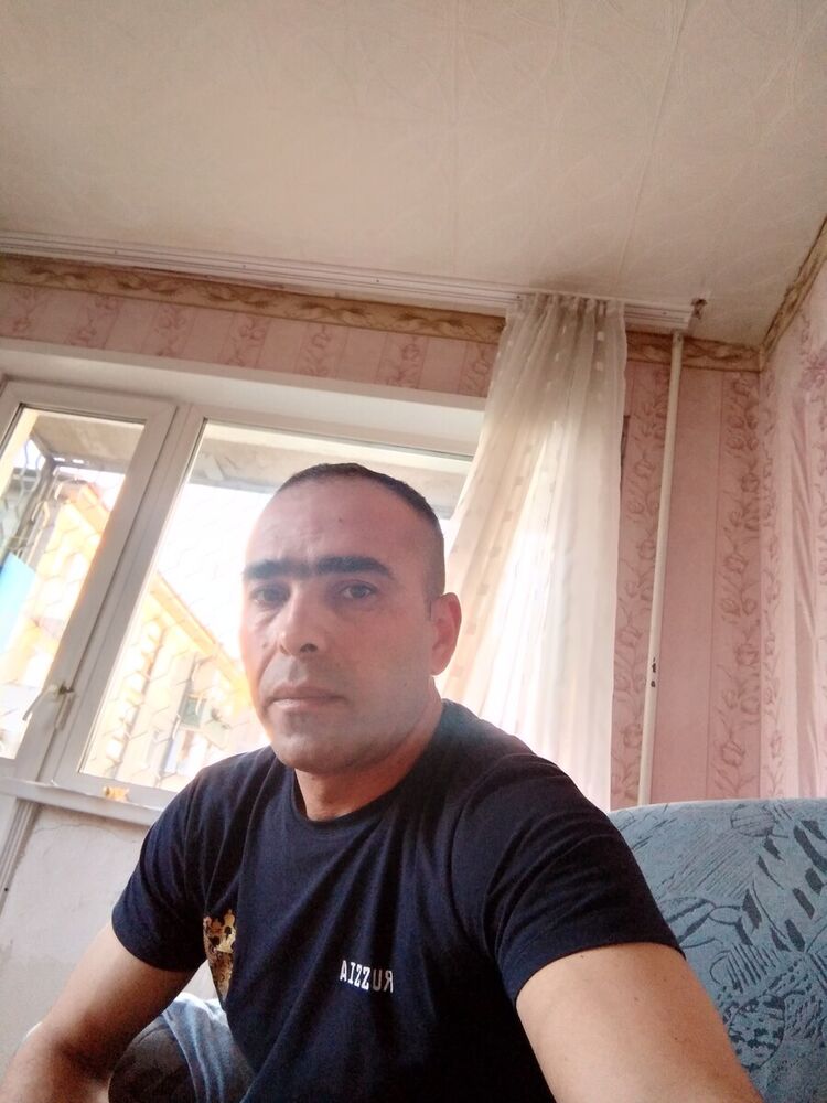  20947992  , 44 ,    