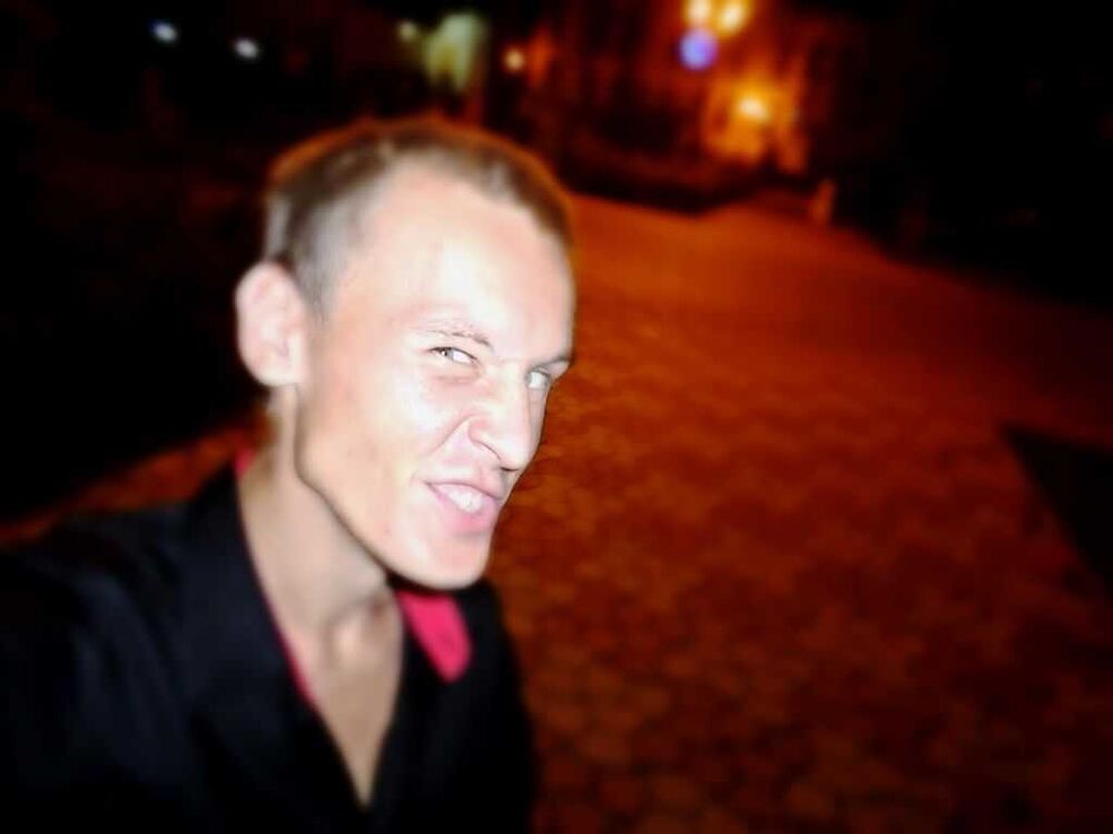  5446402  Daniel More, 34 ,    