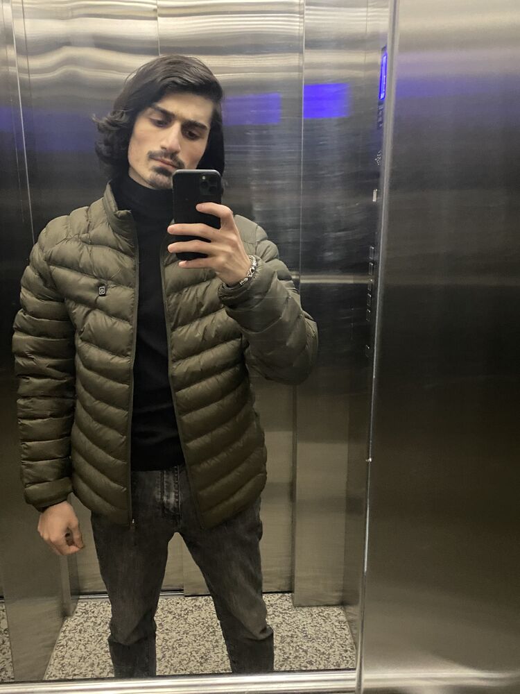  32547372  Roko, 23 ,    