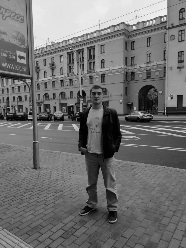  ,   Elyaz, 33 ,   ,   , c , 