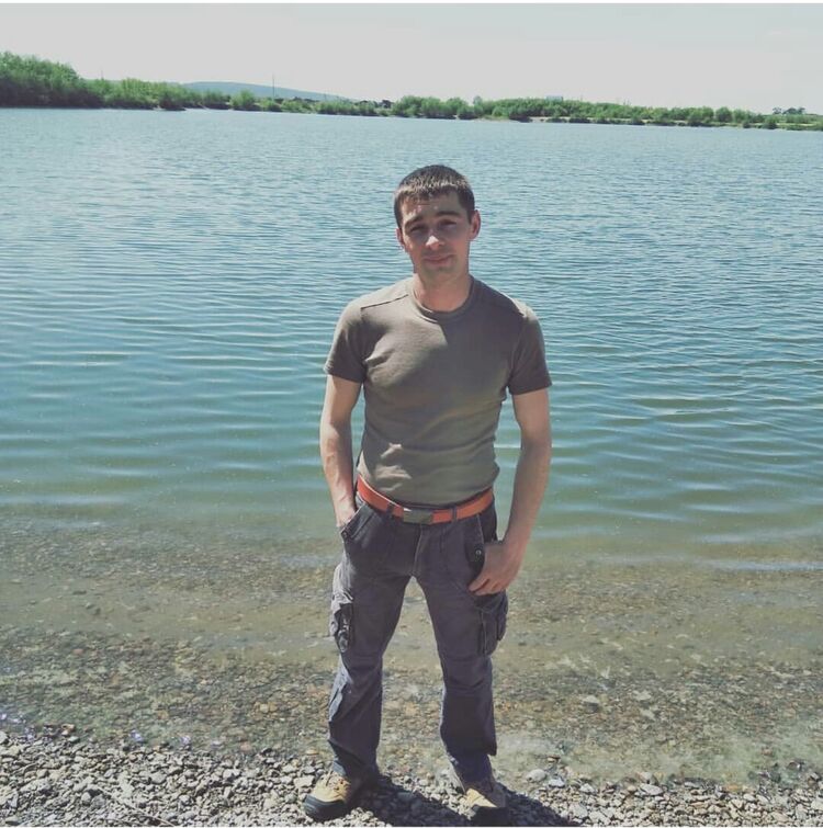  18956502  , 37 ,    -