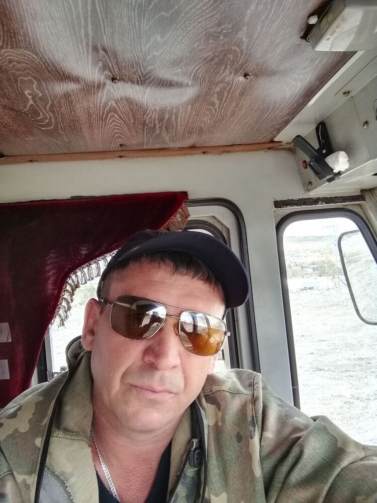  23067882  , 47 ,    