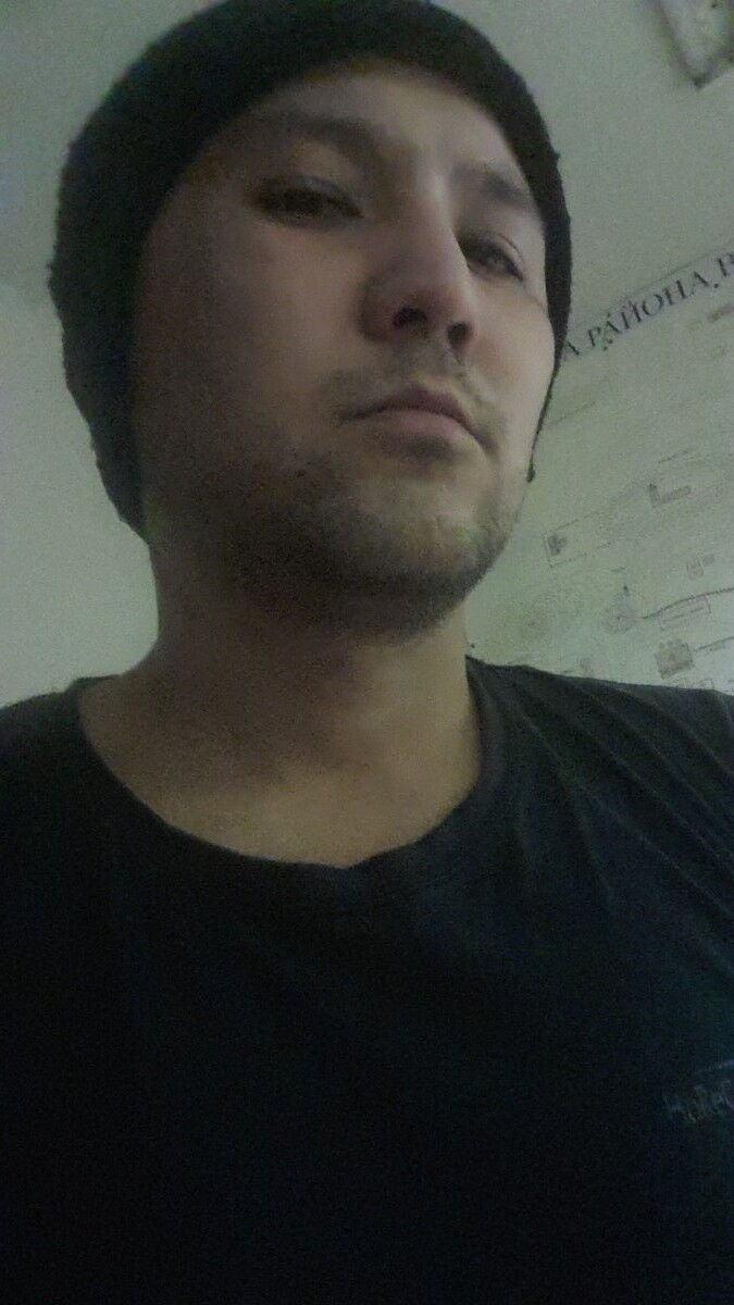  6632942  Timur, 39 ,    