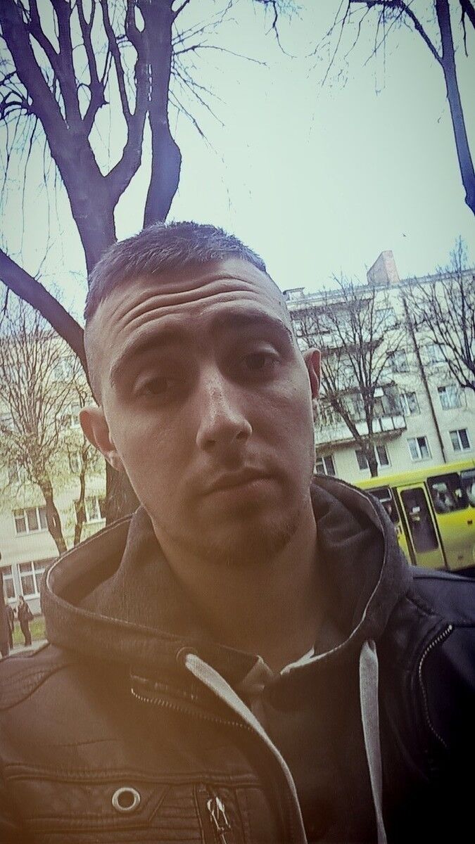  ,   Serhiy, 31 ,   ,   , c , 