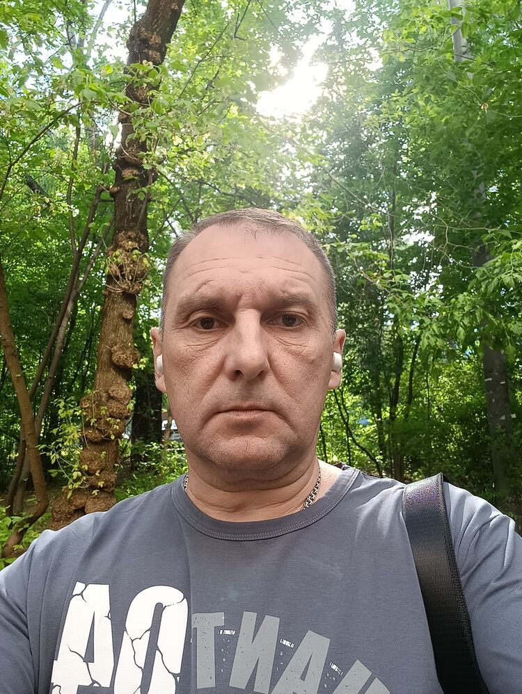  53162822  Vladimir, 50 ,    