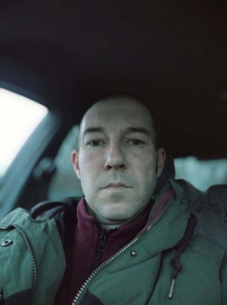  21936962  , 44 ,    