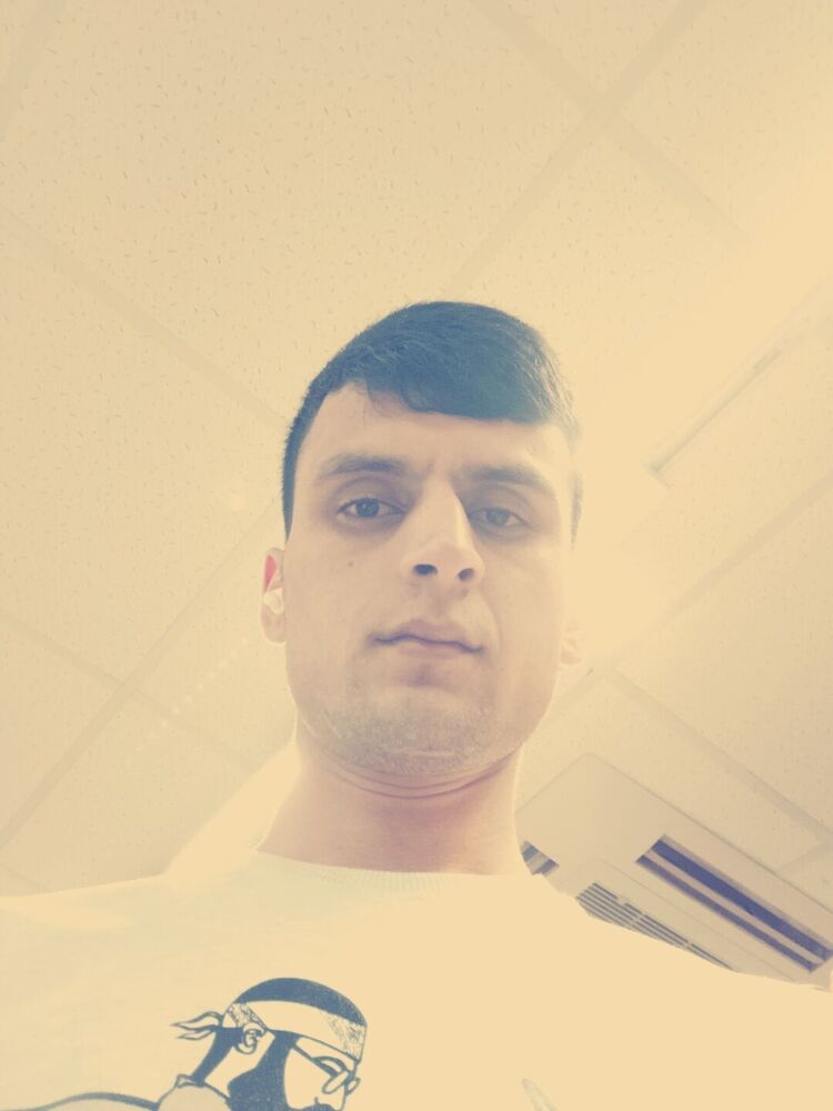  44087342  , 27 ,    