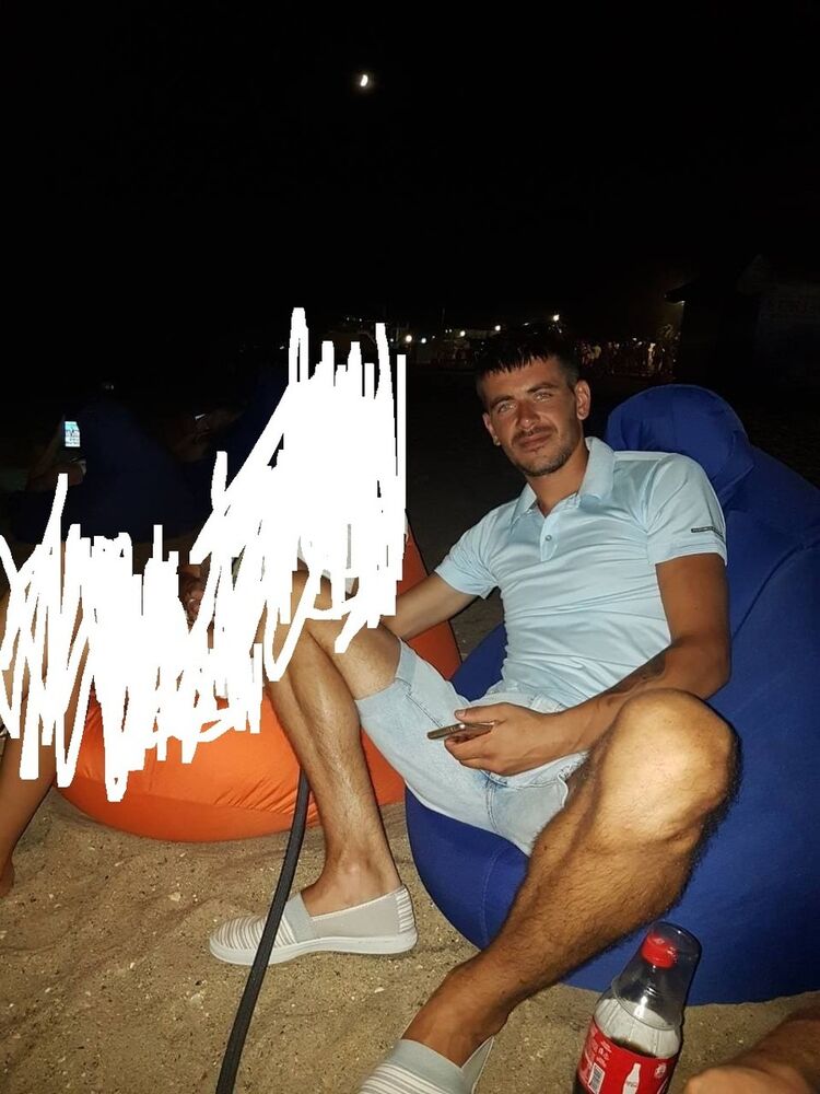  ,   Alex, 34 ,   