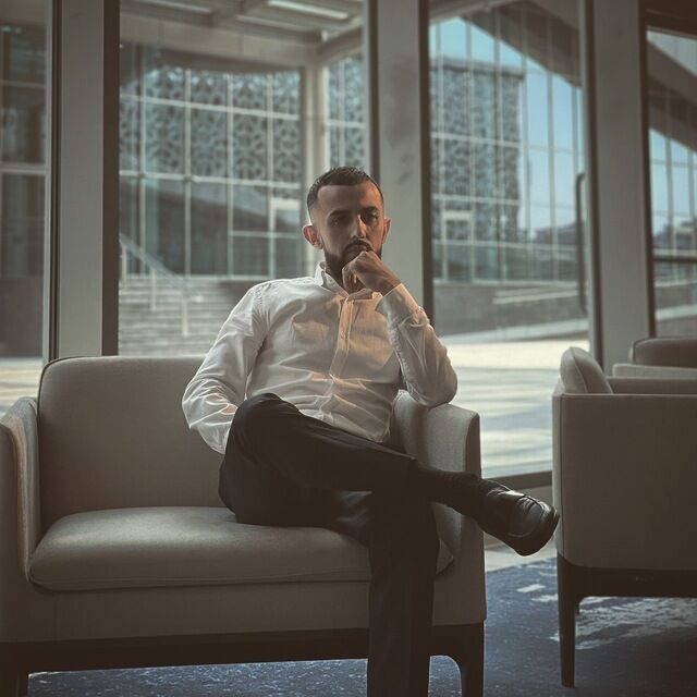  24142162  Begi, 35 ,    