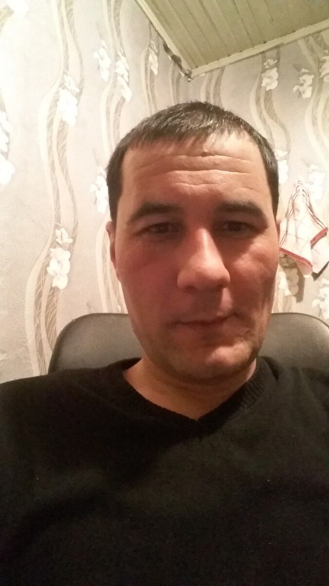  13052682  Burlea, 38 ,    
