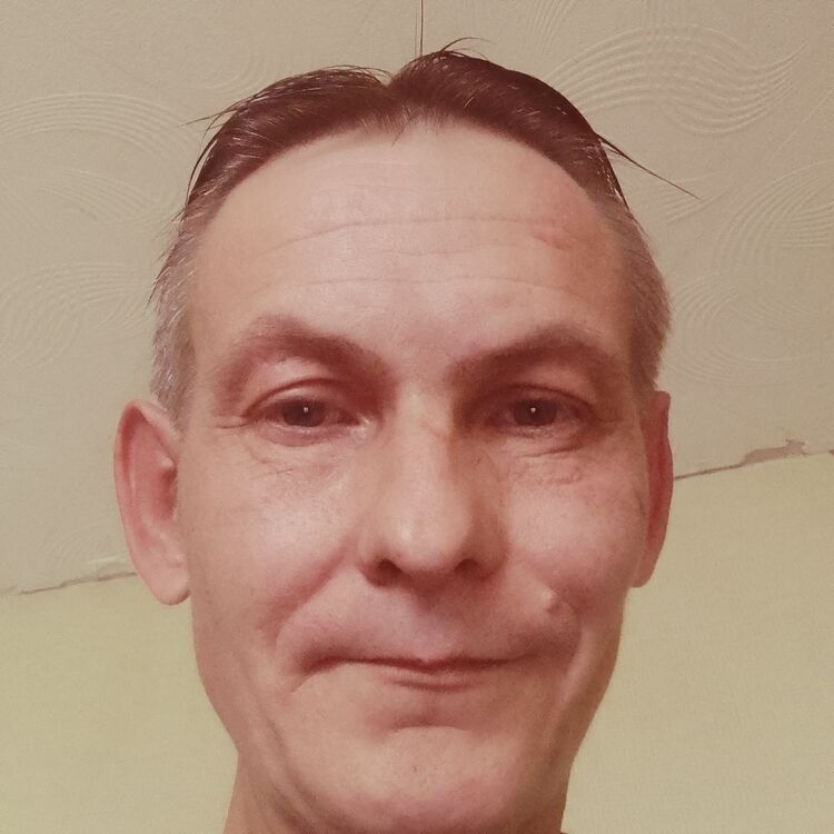  47498282  , 42 ,    