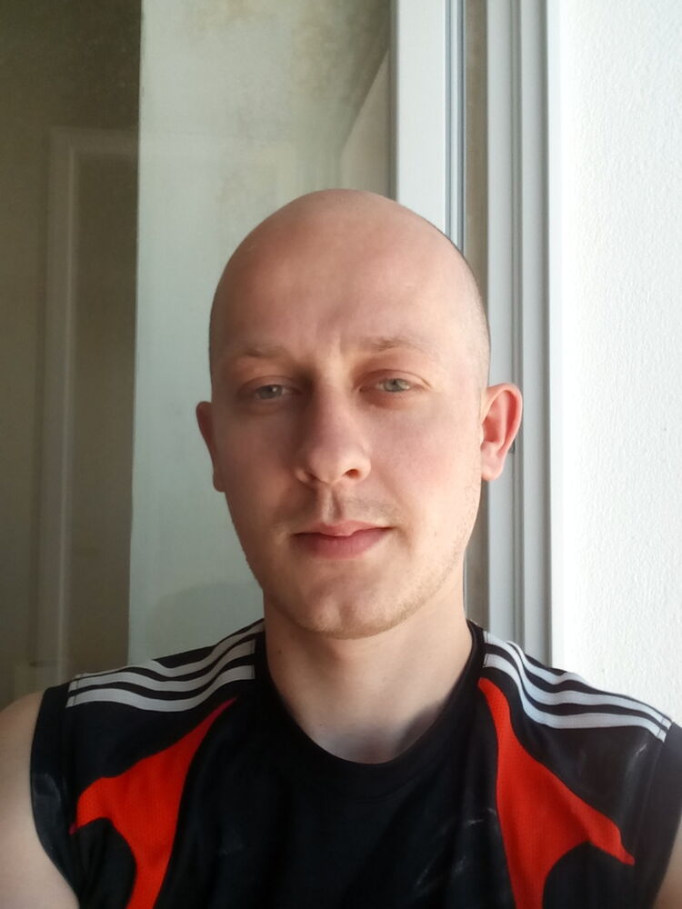  9591332  Serhiy, 37 ,    