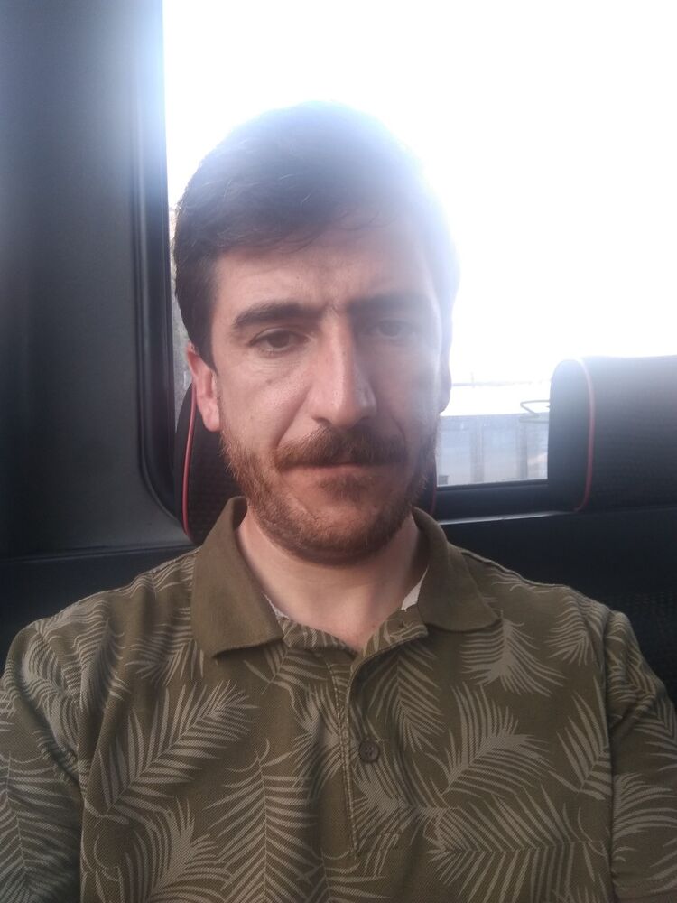 17583662  Serkan, 39 ,    
