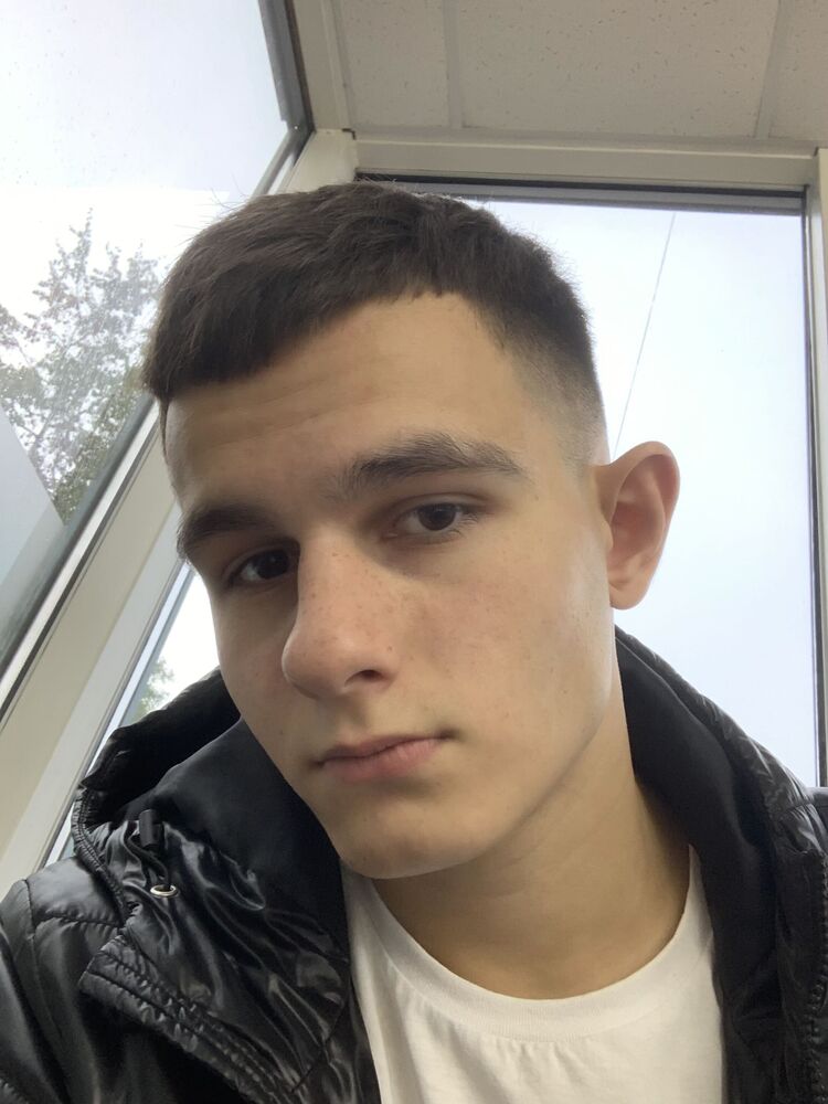  29593122  , 23 ,    -