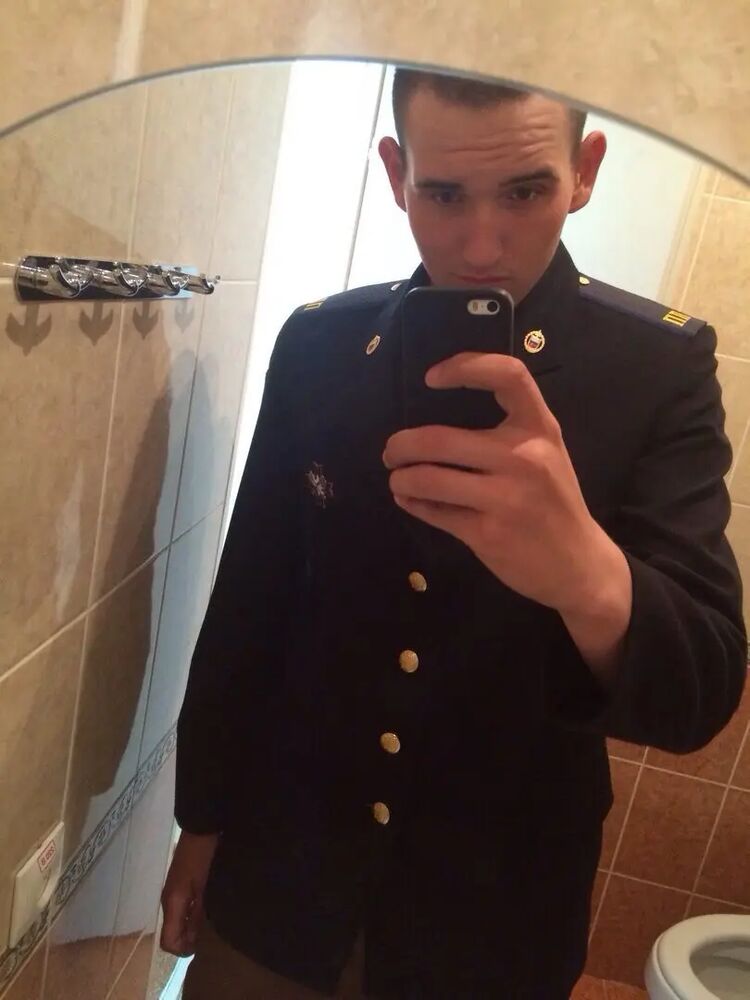  29881642  Vladimir, 28 ,    