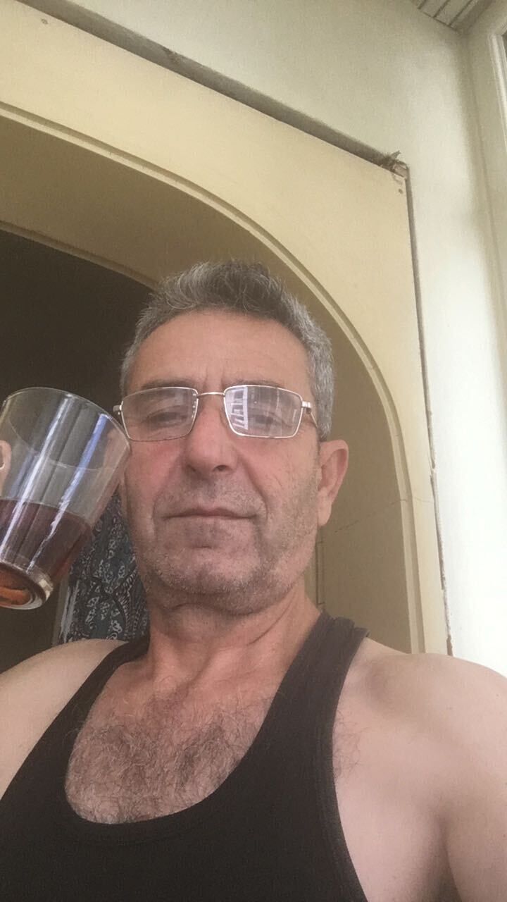  44085152  Yilmaz, 61 ,    