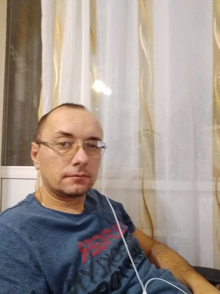  ,   Igor, 45 ,   