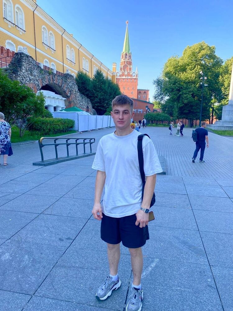  41747742  Ruslan, 26 ,    
