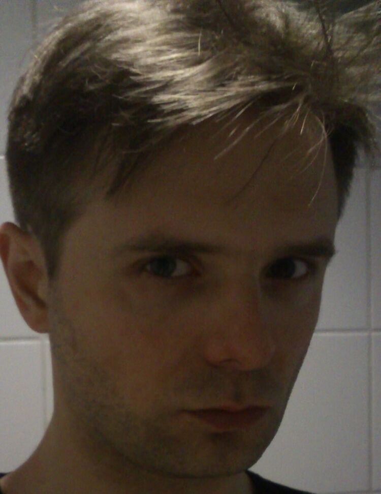  38068772  Jarek, 25 ,    