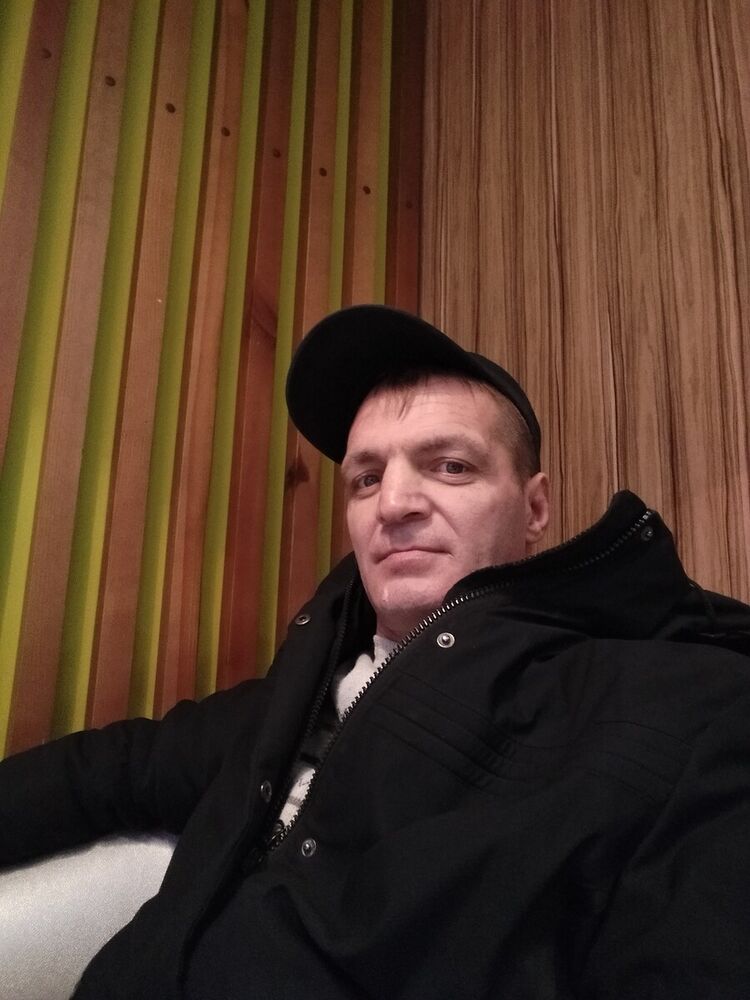  22158932  , 45 ,    
