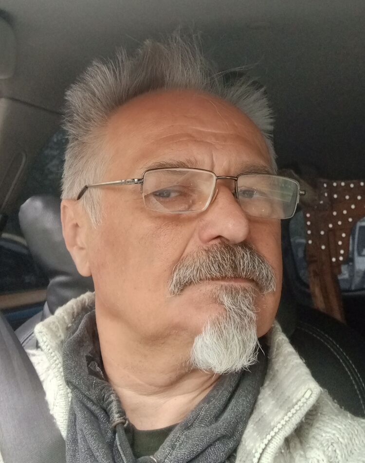  51701482  , 55 ,    
