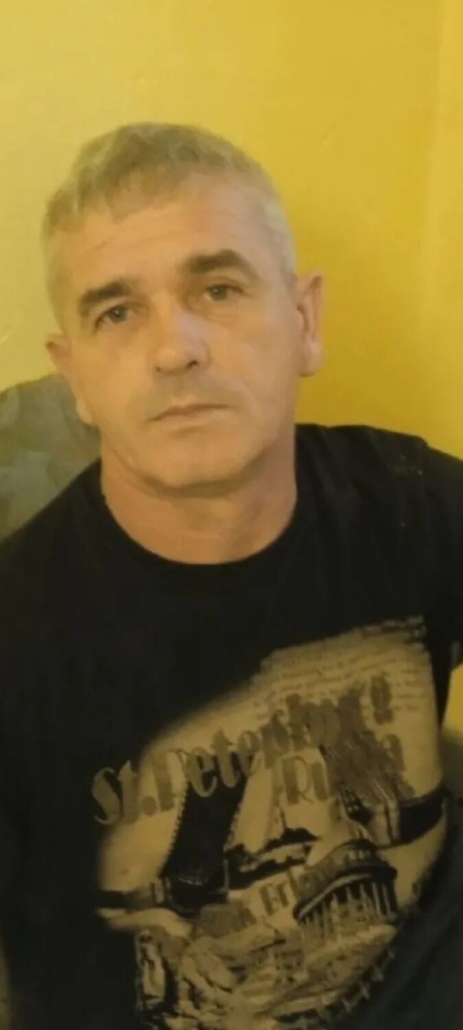  40507892  , 48 ,    