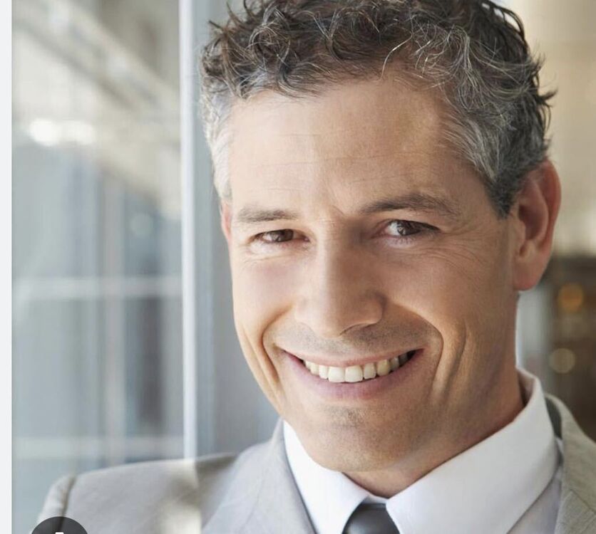  53299132  , 50 ,    Lobau