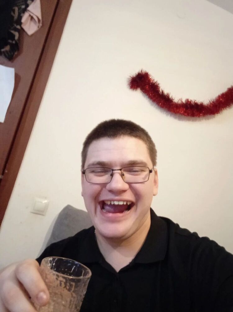 45218082  , 25 ,    