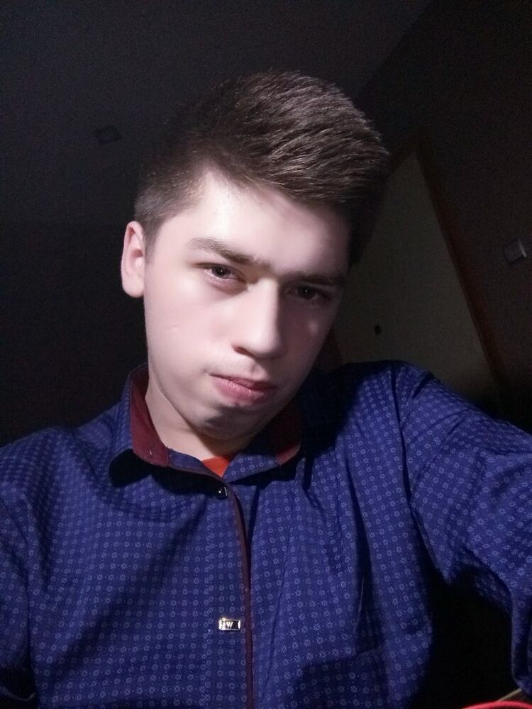  11521112  , 28 ,    