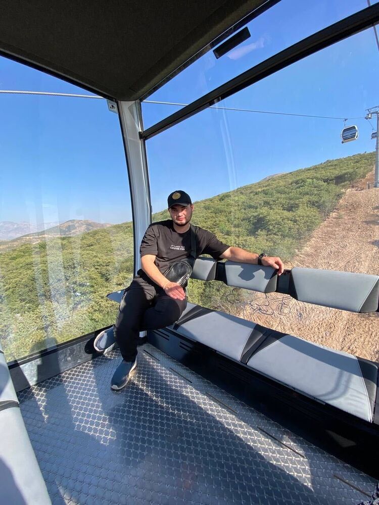  31413282  Bohodir, 31 ,    