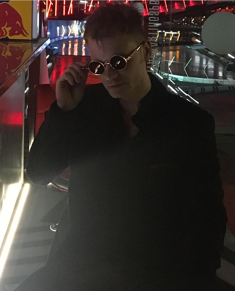  37656372  , 39 ,    -